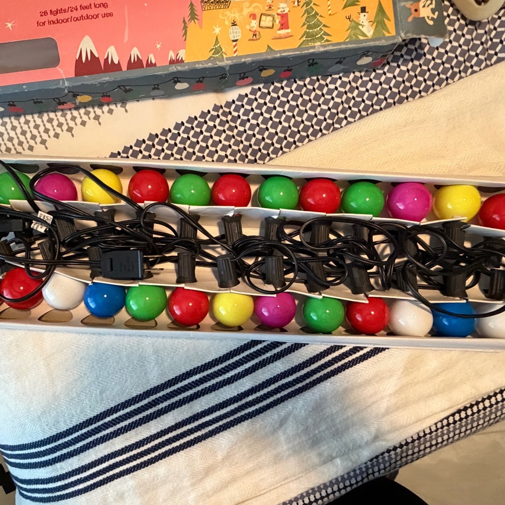 Nordstrom Olive The Other Reindeer Christmas Light Bulbs Original Box Vintage